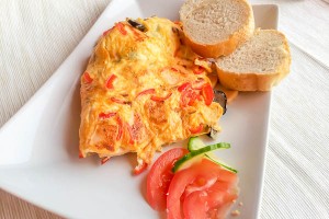 Omelette with everything